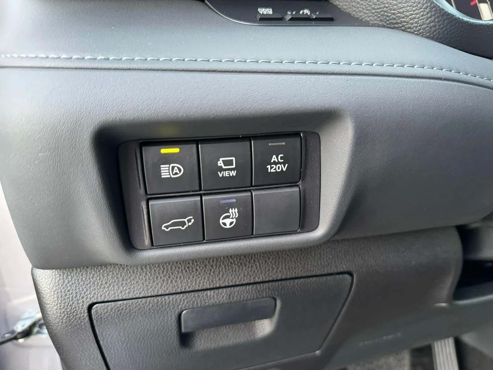Toyota Highlander 2.5HYBRID* PLATINIUM* FULL* FULL* ЛИЗИНГ* БАРТЕР* , снимка 11 - Автомобили и джипове - 54779798