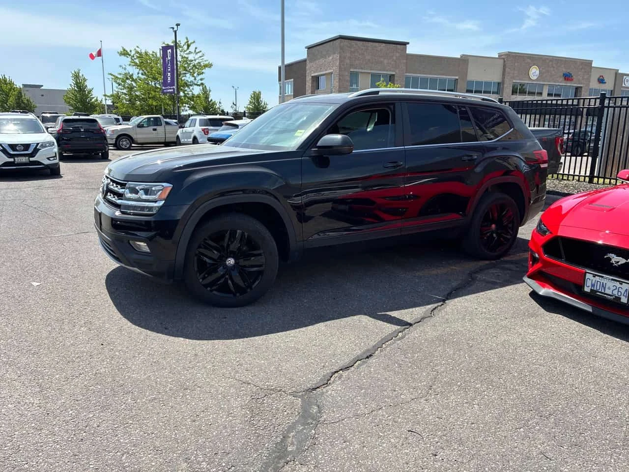 VW Atlas | Comfortline | ПОДГРЕВ | CARFAX | АВТОКРЕДИТ | , снимка 2 - Автомобили и джипове - 54954540