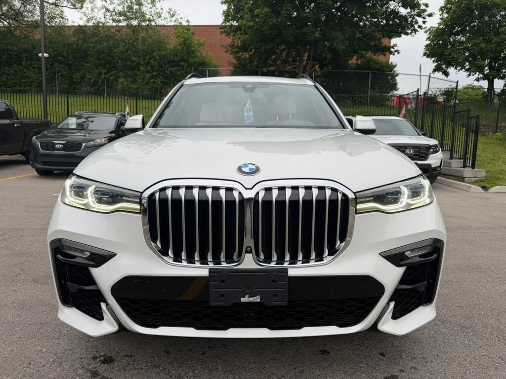 BMW X7 !!! РЕАЛНА ЦЕНА !!!  xDrive50i * ДИСТРОНИК* 360КАМ, снимка 2 - Автомобили и джипове - 55095136