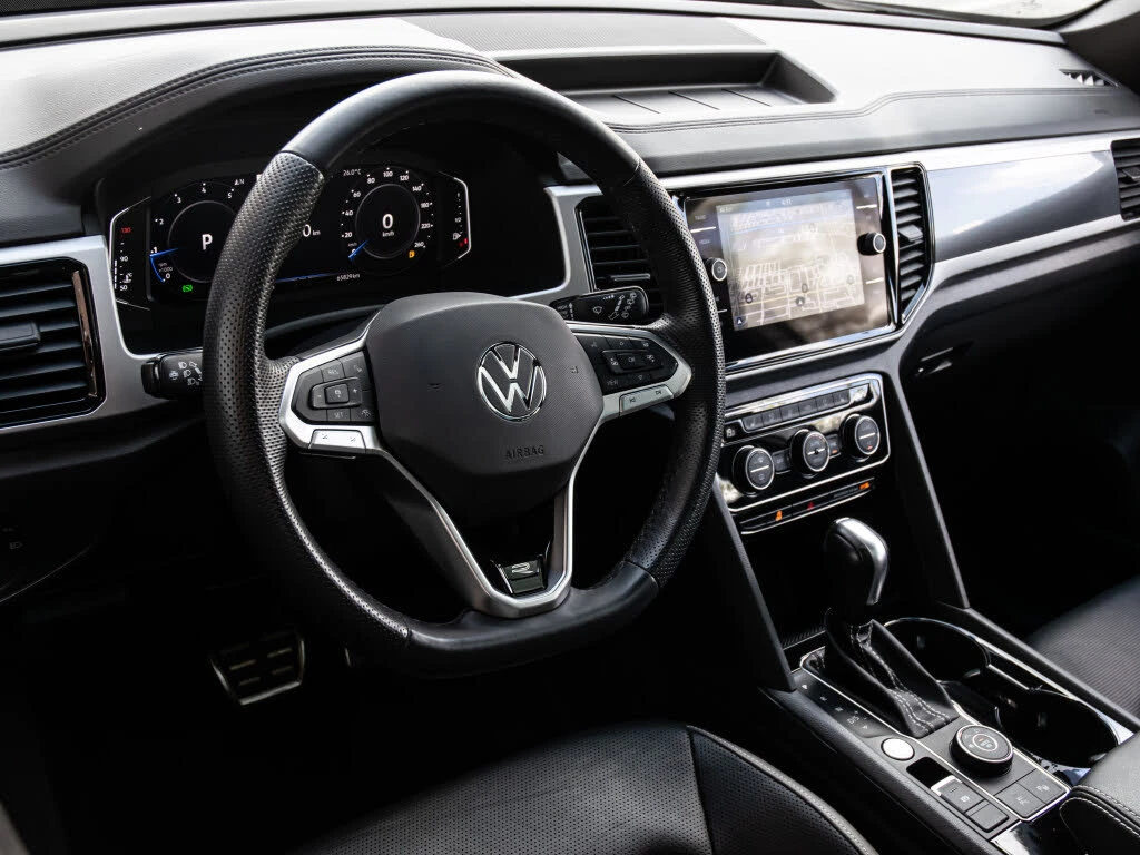 VW Atlas CROSS* R-LINE* FENDER* DISTRONIC* ���������* ���� | Mobile.bg � ����������� 8