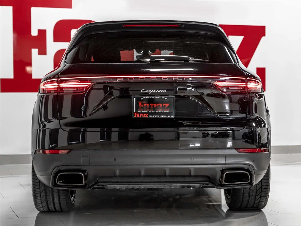 Porsche Cayenne BOSE* DISTRONIC* 360 КАМЕРИ* ОБДУХВАНЕ* ПАНОРАМА, снимка 3 - Автомобили и джипове - 55212583