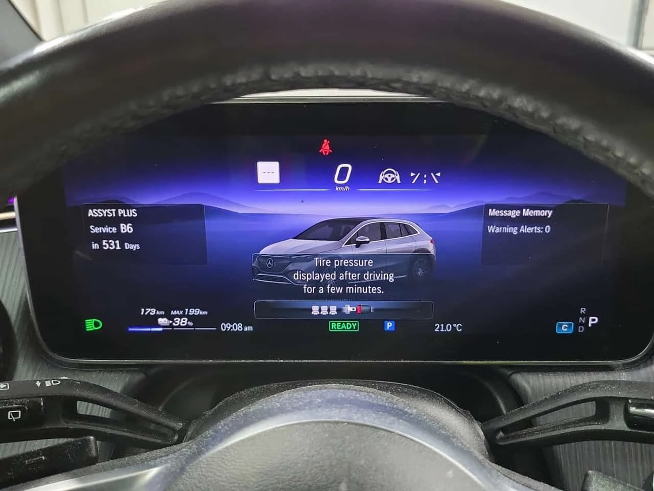 Mercedes-Benz EQE 350  CARFAX, снимка 8 - Автомобили и джипове - 55541157