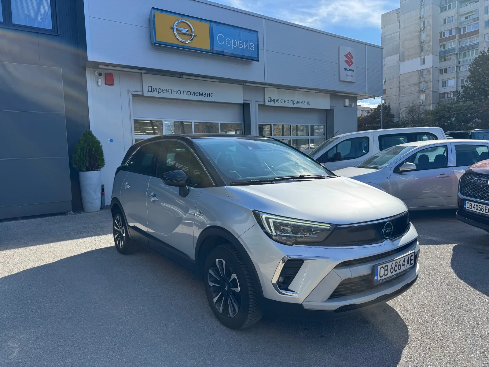 Opel Crossland X Elegance Automatic, снимка 2 - Автомобили и джипове - 56581779