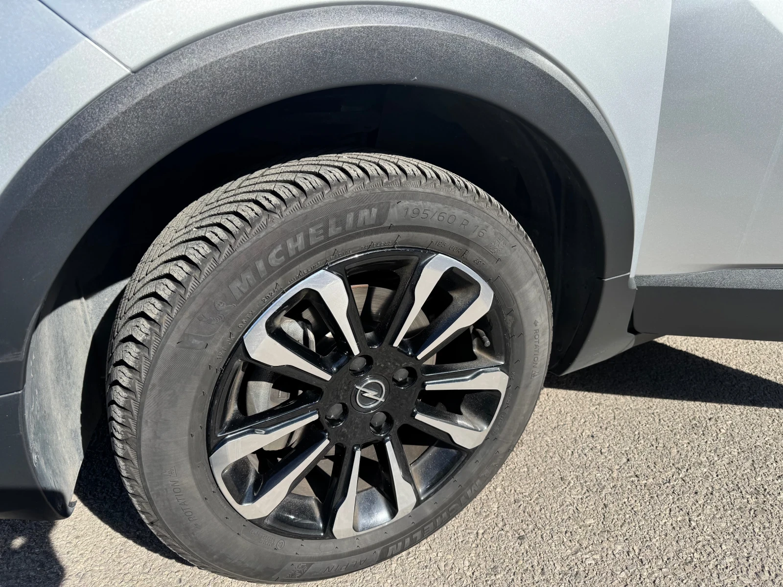 Opel Crossland X Elegance Automatic, снимка 9 - Автомобили и джипове - 56581779