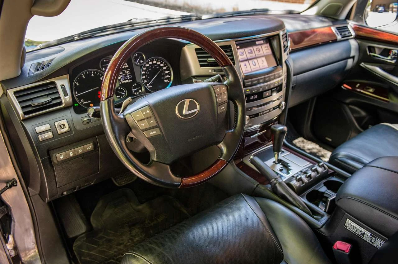 Lexus LX 570 * �����* ������* 4WD* �����������* 7������* ������ | Mobile.bg � ����������� 14