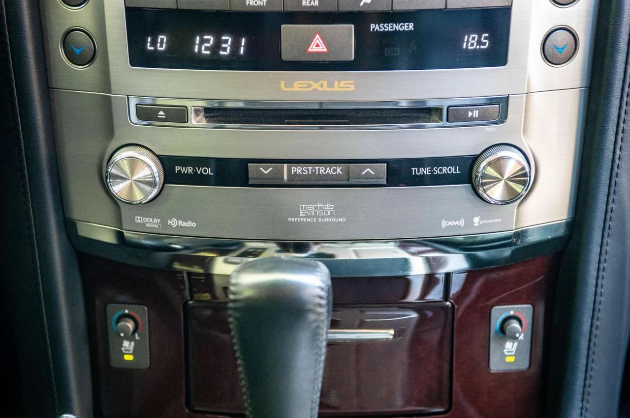 Lexus LX 570 * �����* ������* 4WD* �����������* 7������* ������ | Mobile.bg � ����������� 17