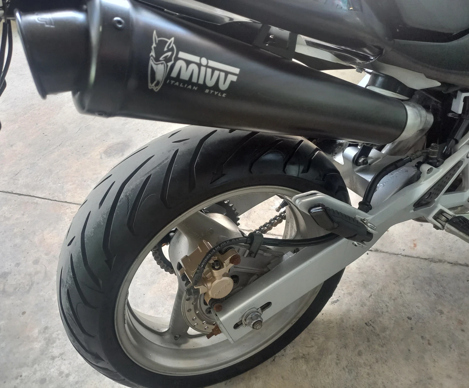 Honda Hornet 600, снимка 8 - Мотоциклети и мототехника - 54593956
