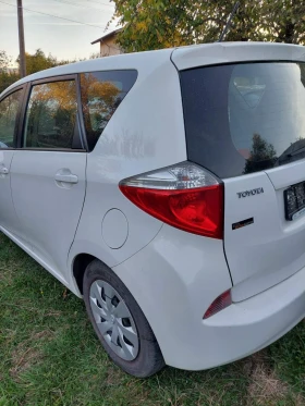 Toyota Verso S, снимка 13