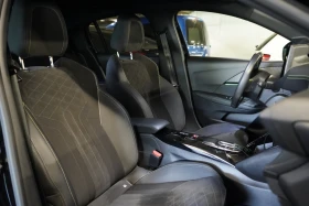 Peugeot 208 e-GT Pack 136, снимка 16