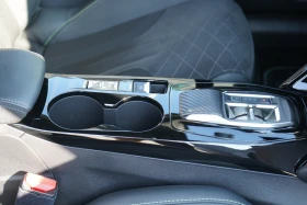 Peugeot 208 e-GT Pack 136, снимка 12