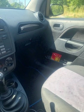 Ford Fiesta 1.25 ГАЗ-Бензин, снимка 6