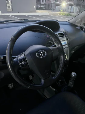 Toyota Yaris Toyota Yaris 1.3 - 6 скорости Face, снимка 7 — Bazar.bg Toyota Yaris Toyota Yaris 1.3 - 6 скорости Face, снимка 7