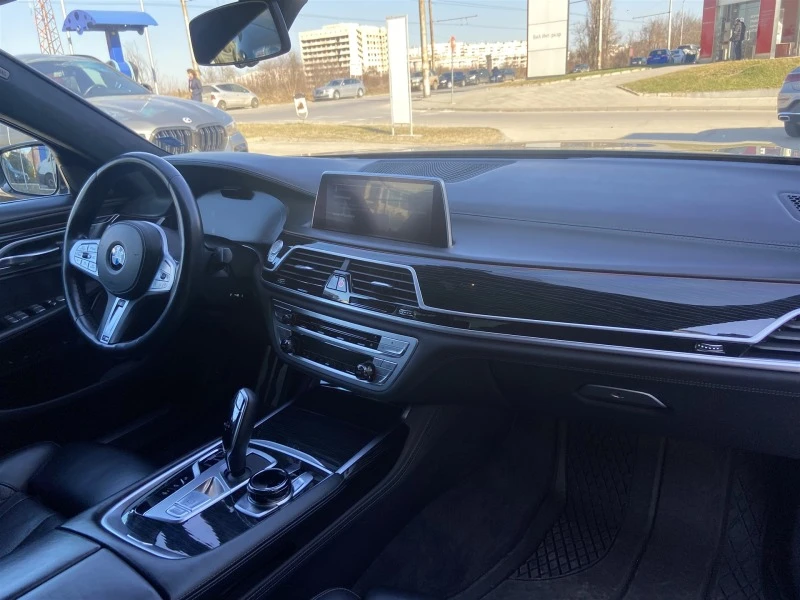 BMW 740 xDrive Sedan, снимка 6 - Автомобили и джипове - 39767997