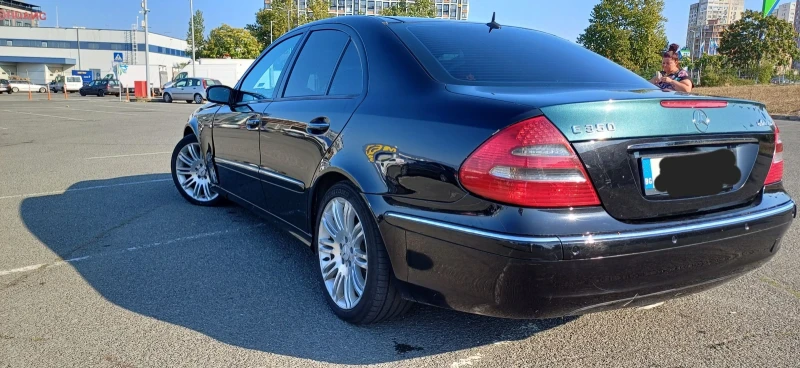 Mercedes-Benz E 350 4Matic 5G, снимка 4 - Автомобили и джипове - 47038423