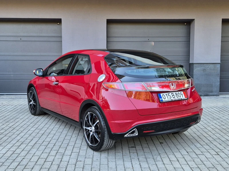 Honda Civic 1.8, снимка 6 - Автомобили и джипове - 47217929