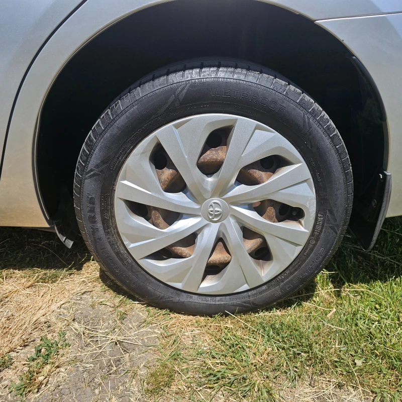 Toyota Corolla D4-D, снимка 15 - Автомобили и джипове - 47411789