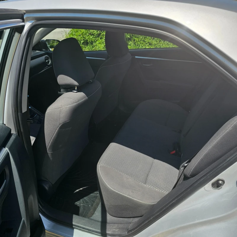 Toyota Corolla D4-D, снимка 11 - Автомобили и джипове - 47411789