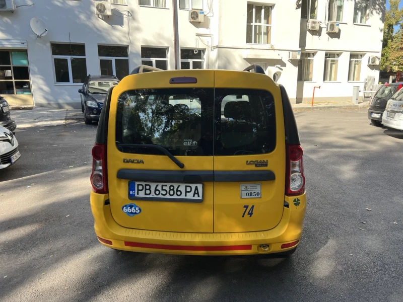 Dacia Logan Бензин/Газ, снимка 4 - Автомобили и джипове - 47513507