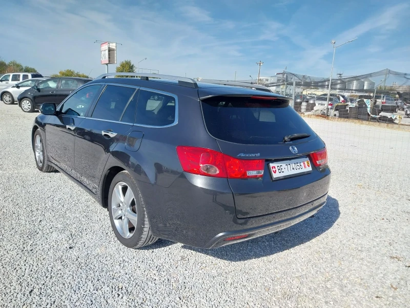 Honda Accord 2.2 EXECUTIVE + , снимка 5 - Автомобили и джипове - 47665014