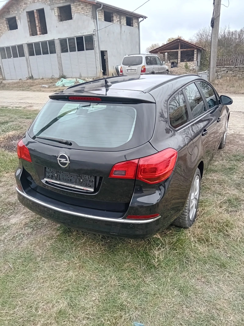 Opel Astra, снимка 4 - Автомобили и джипове - 47944650