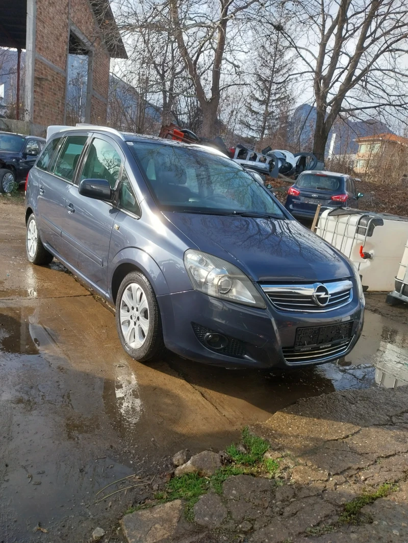 Opel Zafira 1.9 автомат, снимка 2 - Автомобили и джипове - 48589205