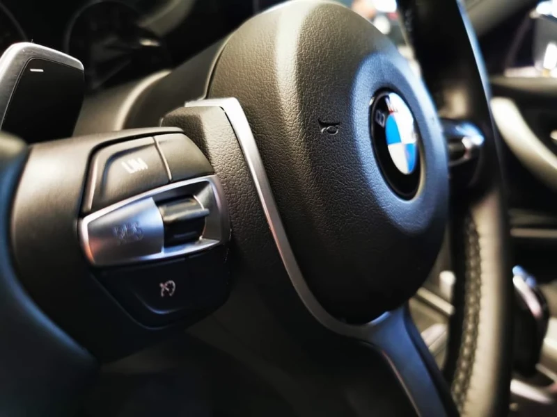 BMW 335 M sport paket xdrive, снимка 4 - Автомобили и джипове - 52313866