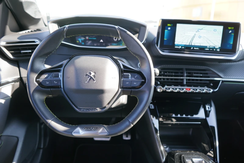 Peugeot 208 e-GT Pack 136, снимка 10 - Автомобили и джипове - 50671018