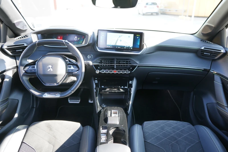 Peugeot 208 e-GT Pack 136, снимка 9 - Автомобили и джипове - 50671018