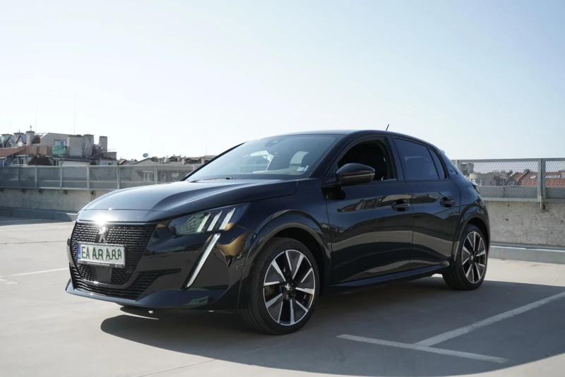 Peugeot 208 e-GT Pack 136, снимка 2 - Автомобили и джипове - 50671018