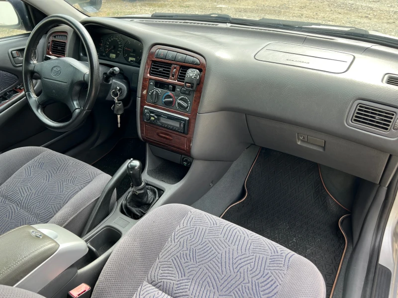 Toyota Avensis 2.0TD-90к.с/Климатик/Автоматични фарове/ел. Пакет, снимка 16 - Автомобили и джипове - 51219613