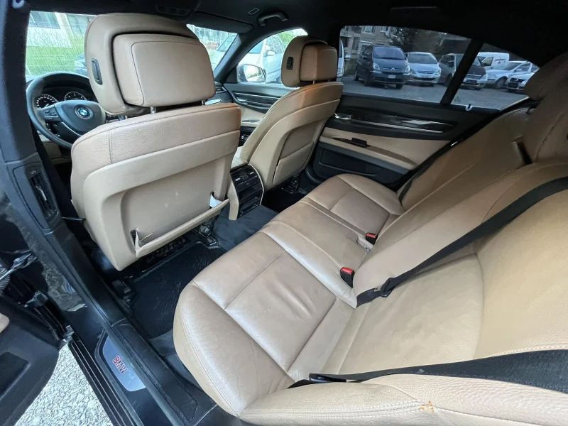 BMW 730, снимка 9 - Автомобили и джипове - 52460354