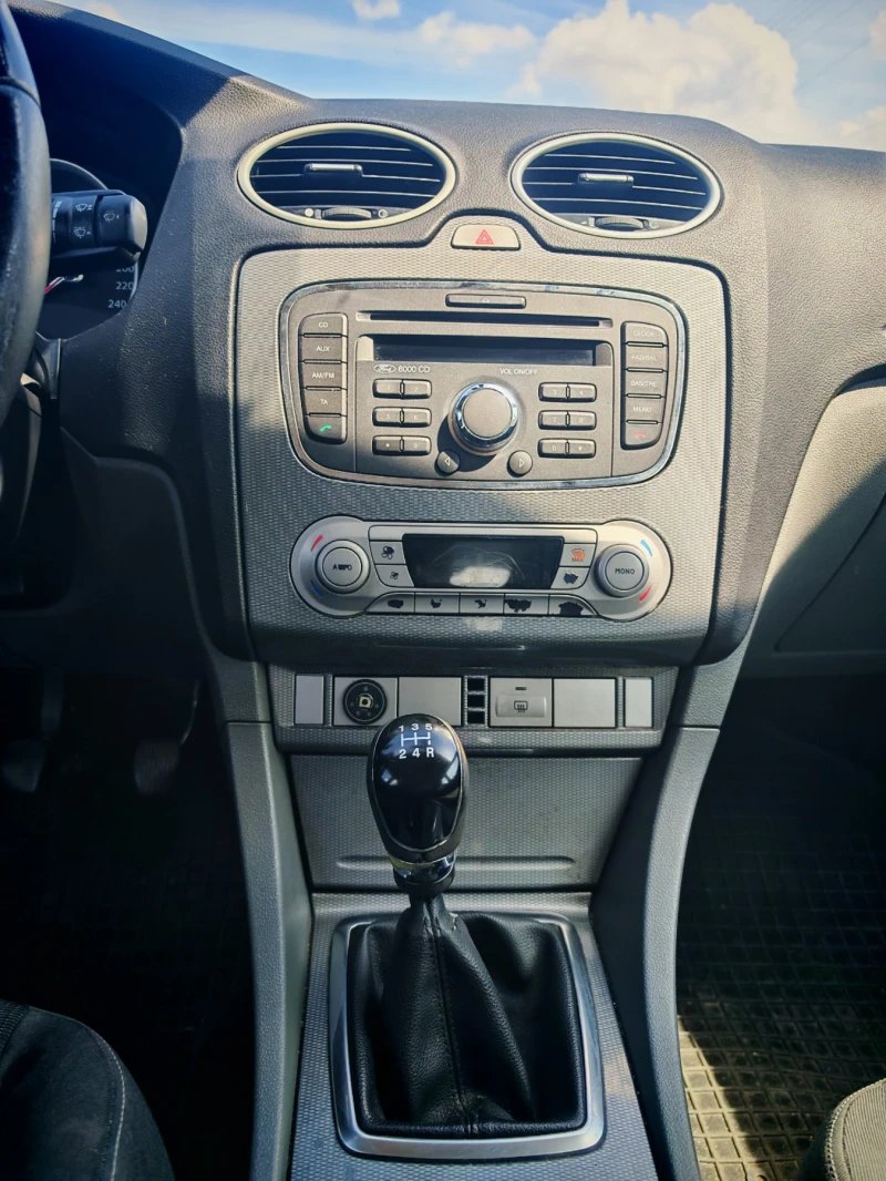 Ford Focus Ford Focus 2.0 145 LPG (SYDA), снимка 8 - Автомобили и джипове - 51647077