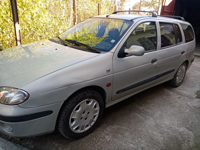 Renault Megane, снимка 6 - Автомобили и джипове - 52567908