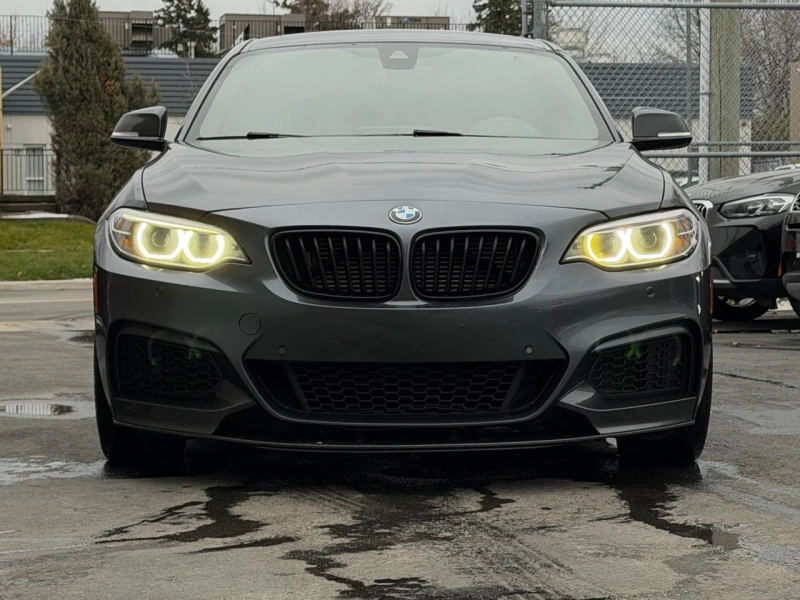 BMW 240 B58 xDrive / M-PERFORMANCE / PANO / HARMAN-KARDON, снимка 2 - Автомобили и джипове - 52807603