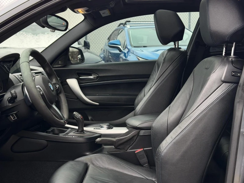 BMW 240 B58 xDrive / M-PERFORMANCE / PANO / HARMAN-KARDON, снимка 6 - Автомобили и джипове - 52807603
