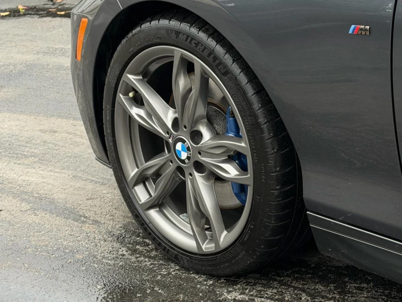 BMW 240 B58 xDrive / M-PERFORMANCE / PANO / HARMAN-KARDON, снимка 3 - Автомобили и джипове - 52807603