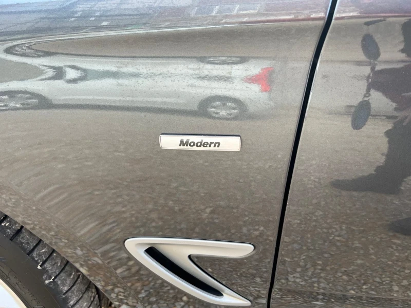 BMW 318 D, снимка 13 - Автомобили и джипове - 53086820