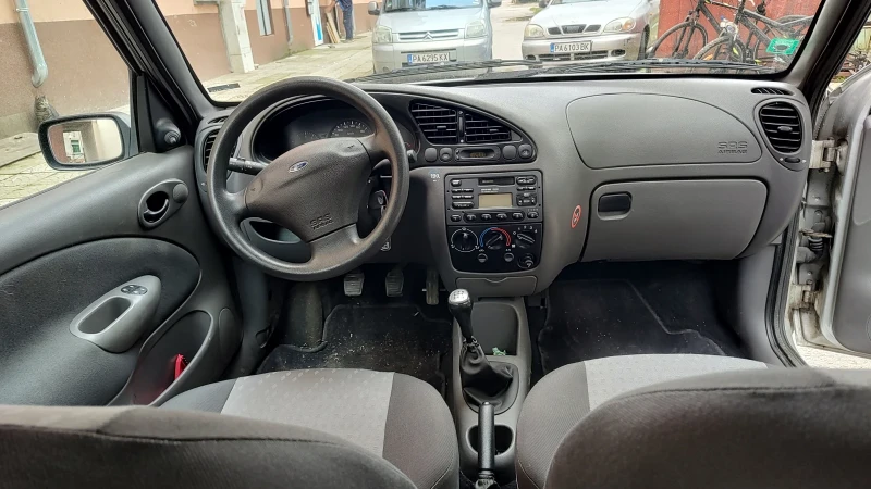 Ford Fiesta, снимка 9 - Автомобили и джипове - 53145152