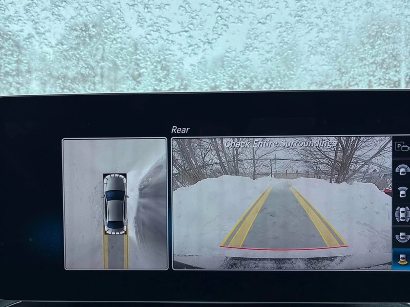 Mercedes-Benz C 300 * ДИГИТАЛНО ТАБЛО* 360* BURMESTER* DISTRONIC* , снимка 11 - Автомобили и джипове - 53344407