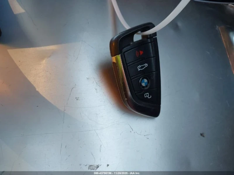 BMW i4 GRAN COUPE  EDRIVE35, снимка 10 - Автомобили и джипове - 53375522