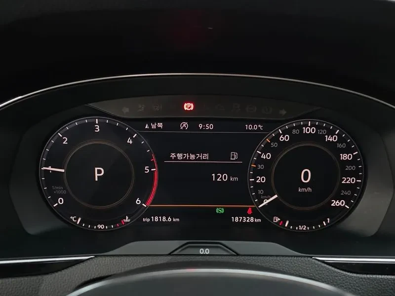 VW Passat 2.0 TDI, снимка 8 - Автомобили и джипове - 54299774