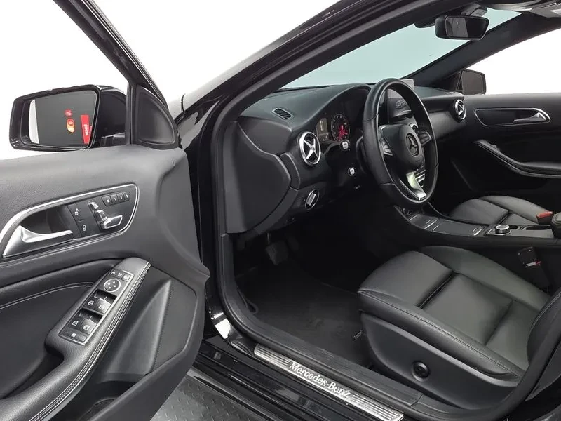Mercedes-Benz A 200, снимка 10 - Автомобили и джипове - 55007684