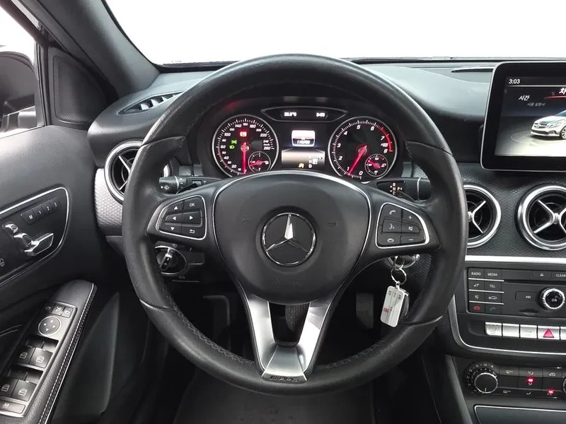 Mercedes-Benz A 200, снимка 15 - Автомобили и джипове - 55007684