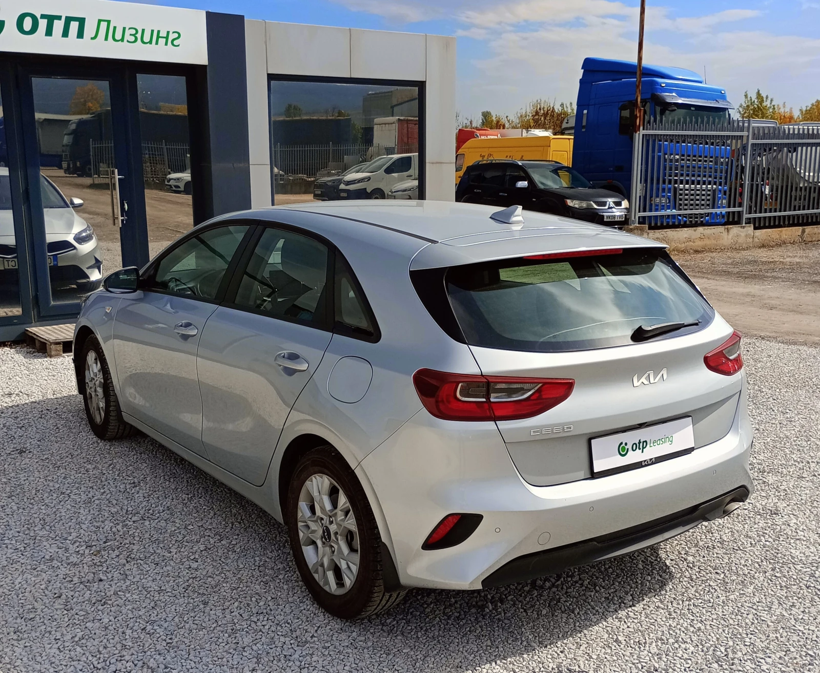 Kia Ceed Kia Ceed III (facelift 2021) 1.5 T-GDI (160 кс) - изображение 3