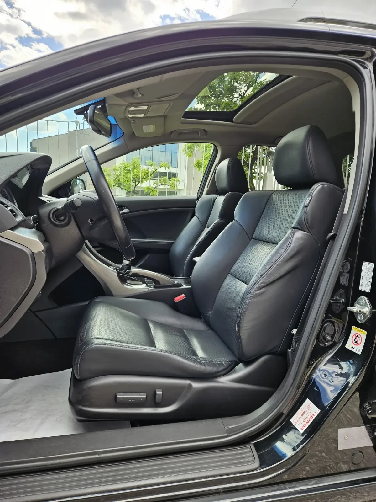 Honda Accord 2.2i-DTEC Distronic Executive - изображение 10
