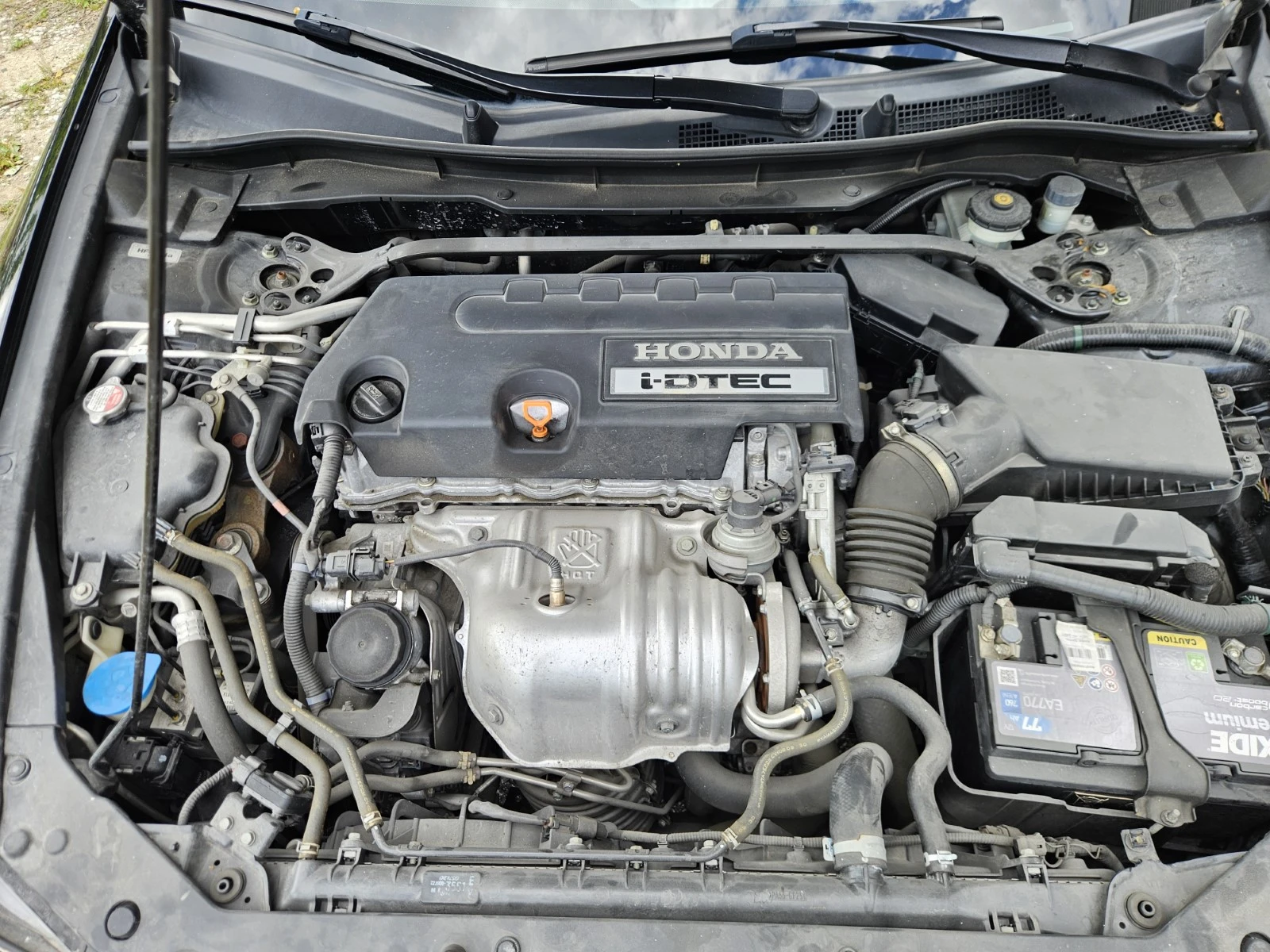 Honda Accord 2.2i-DTEC Distronic Executive - изображение 9