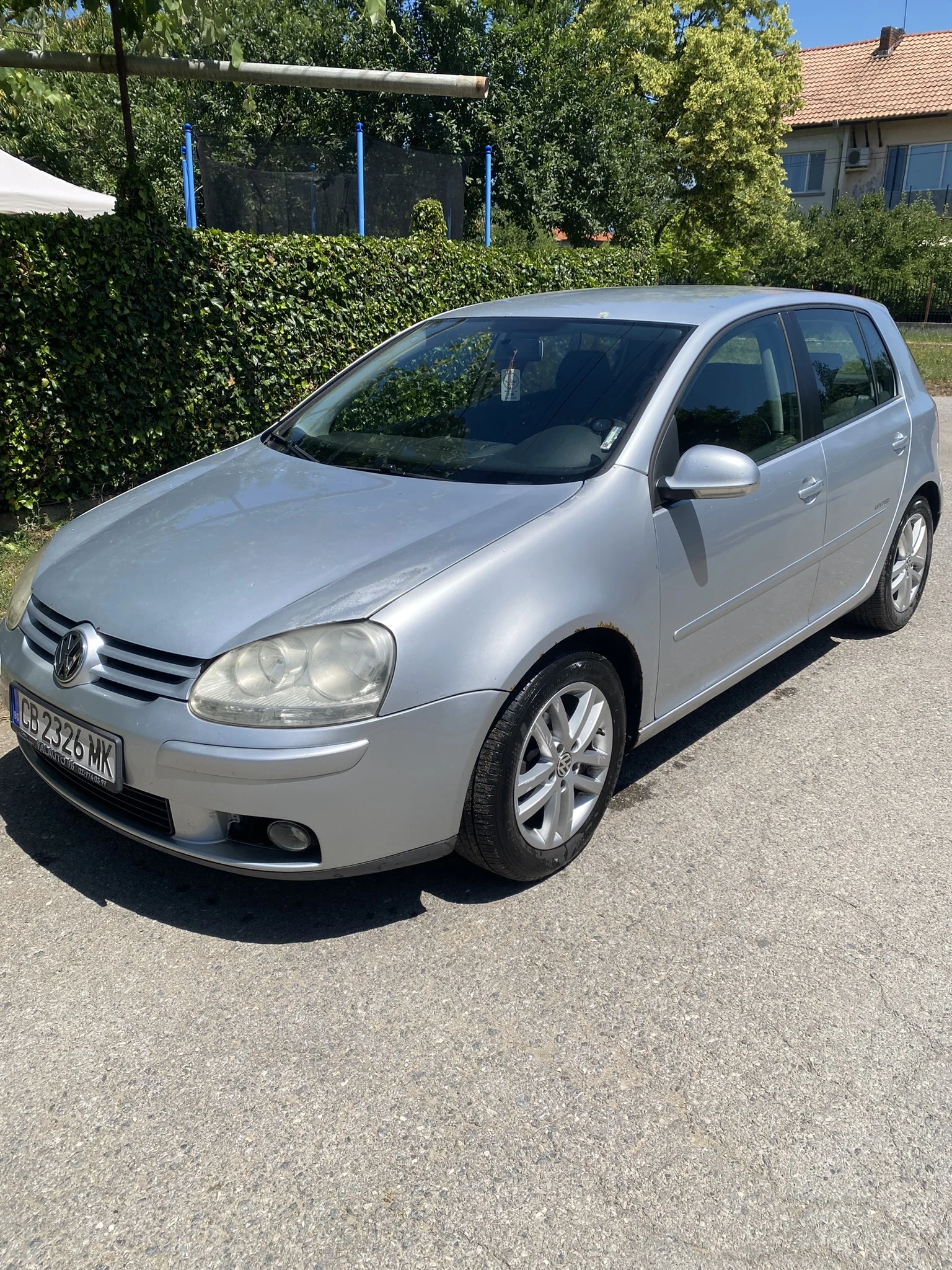 VW Golf 1, 6i 102кс ГАЗ - изображение 4