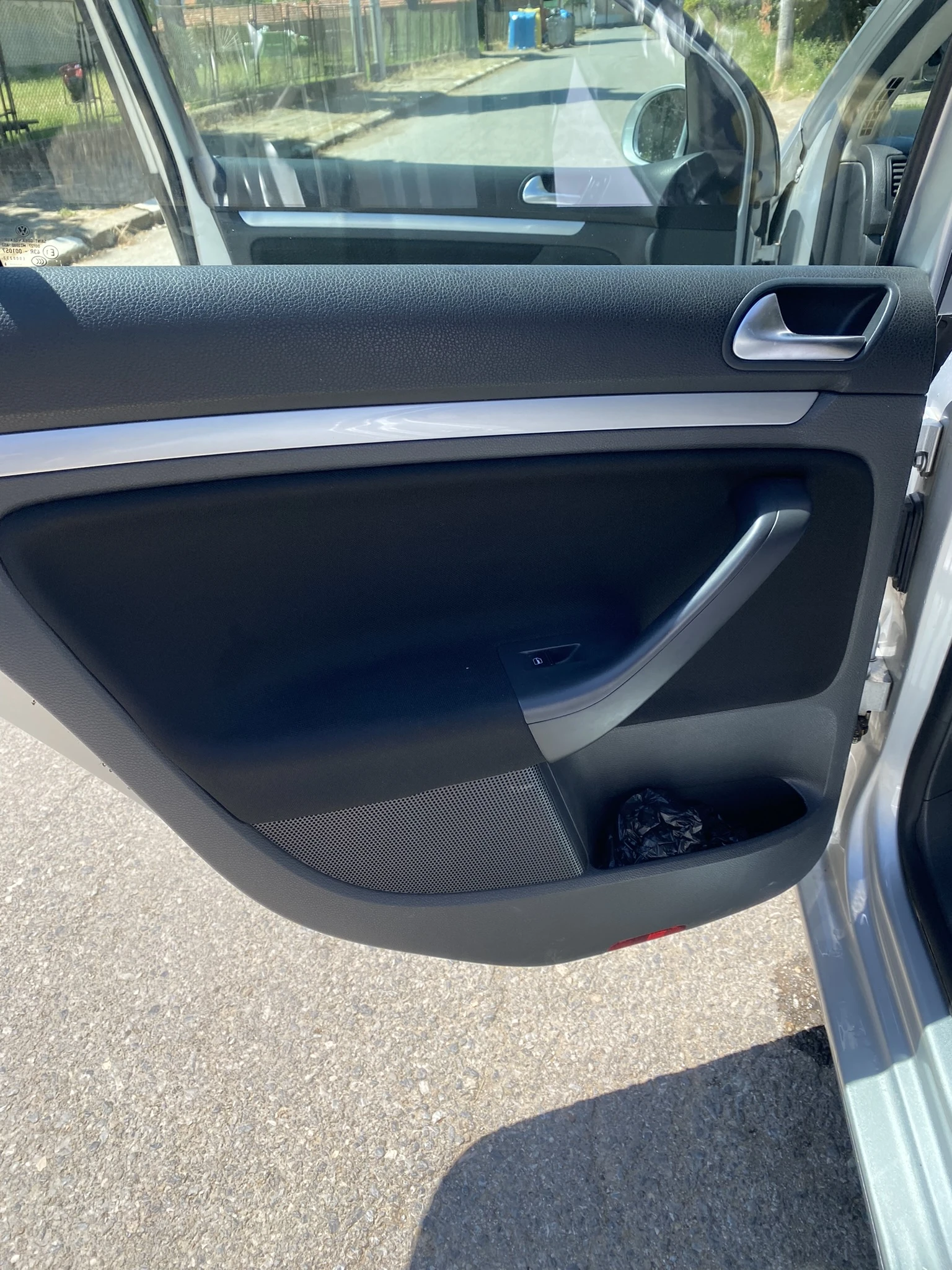 VW Golf 1, 6i 102  | Mobile.bg   14