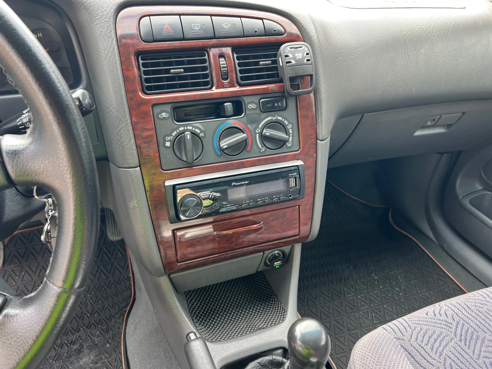 Toyota Avensis 2.0TD-90.// /.  | Mobile.bg   14