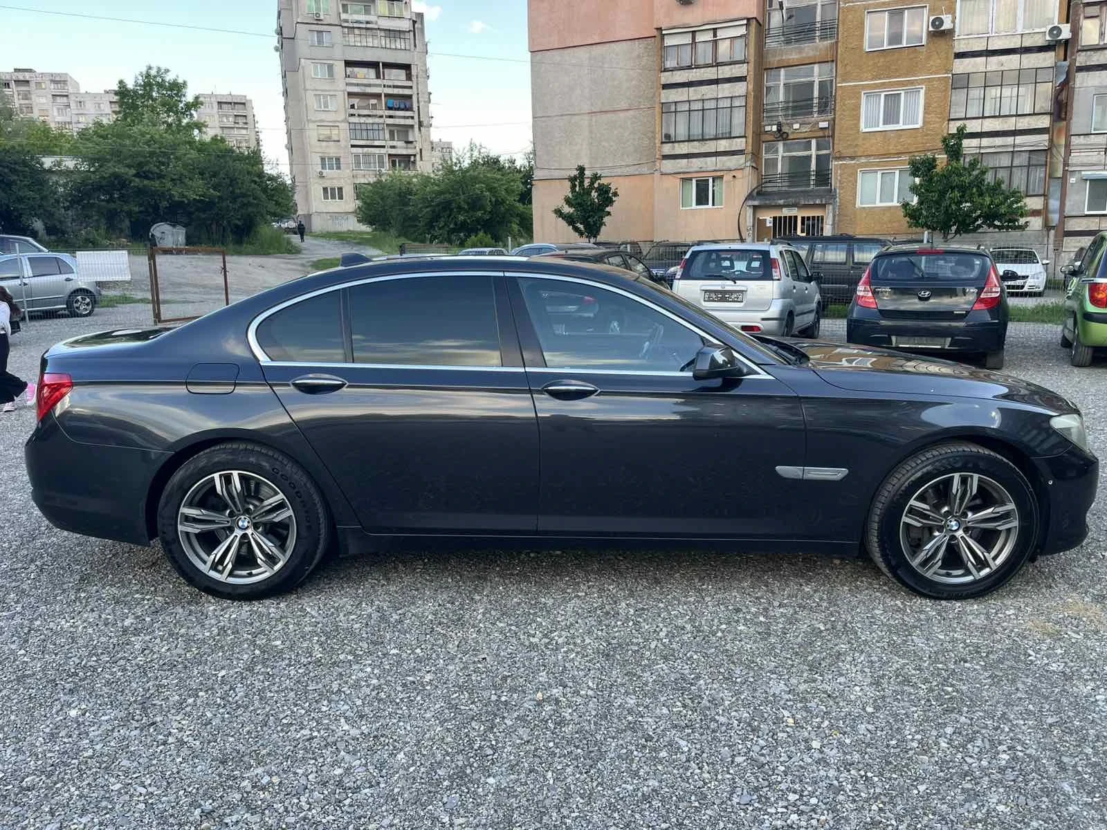 BMW 730  - изображение 4